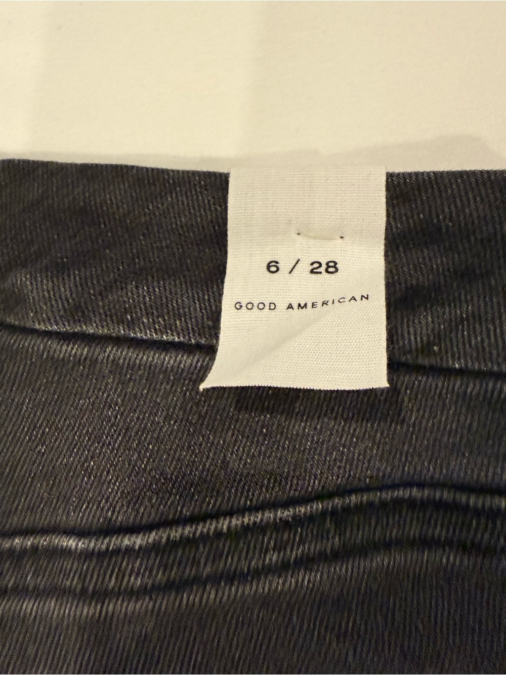 Good American Black Skinny Jeans - Picture 7 of 10